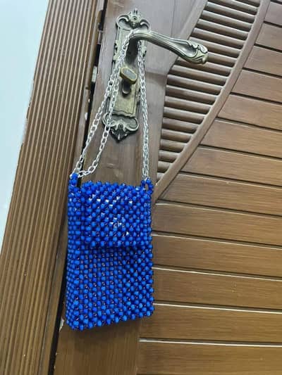 Beads mobile bag