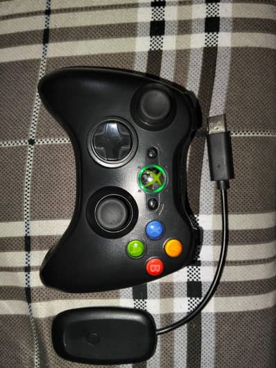 X-BOX 360 Wireless Controller With Wireless Receiver.