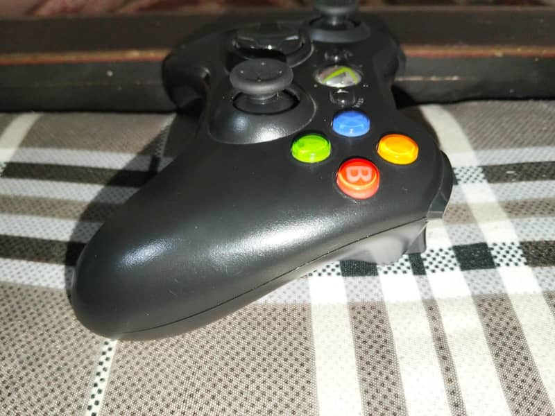 X-BOX 360 Wireless Controller With Wireless Receiver. 3