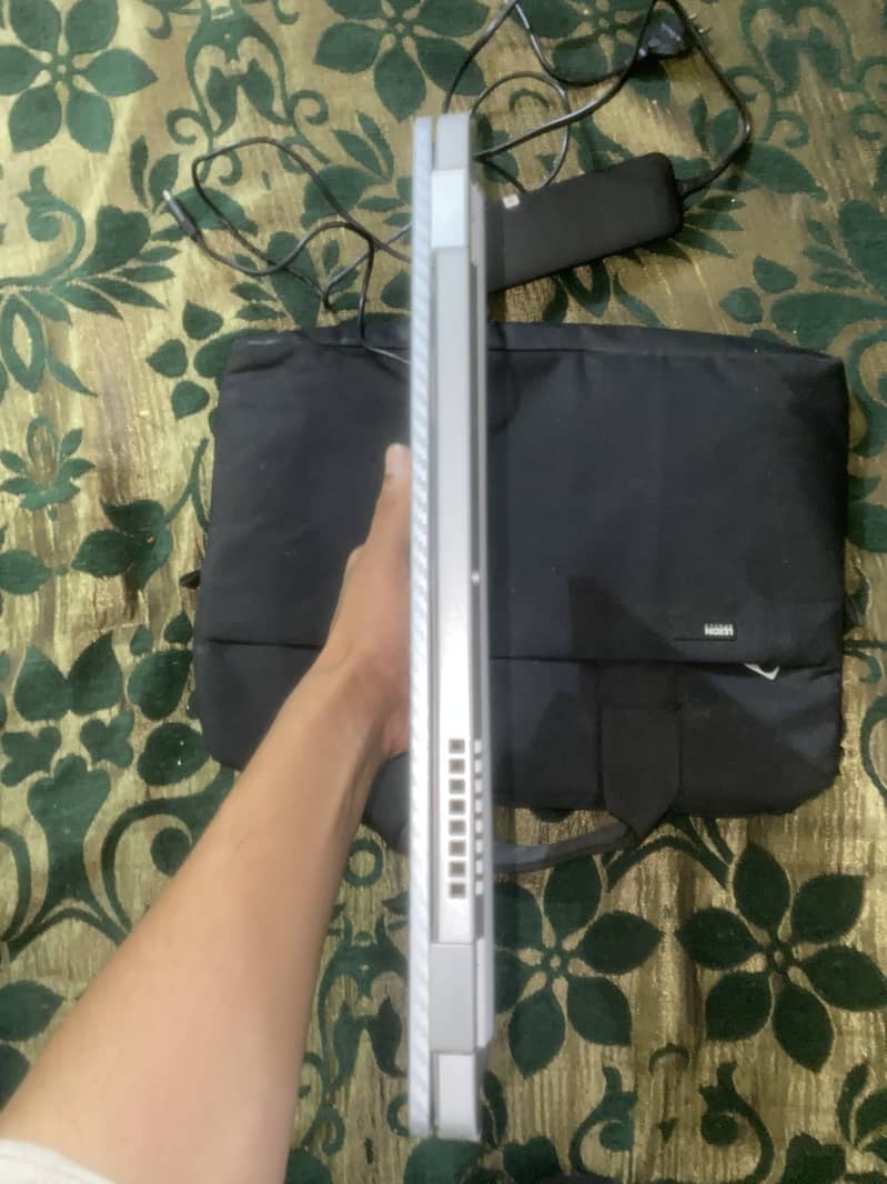 Laptop 4