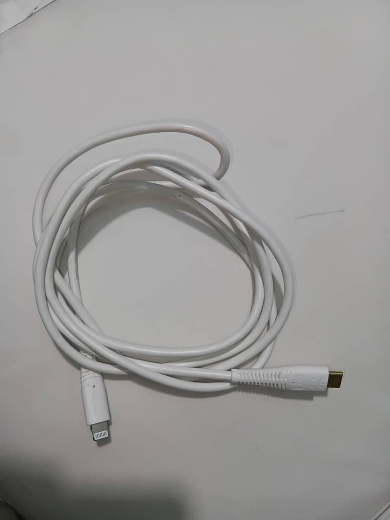 Apple Charging cable 0