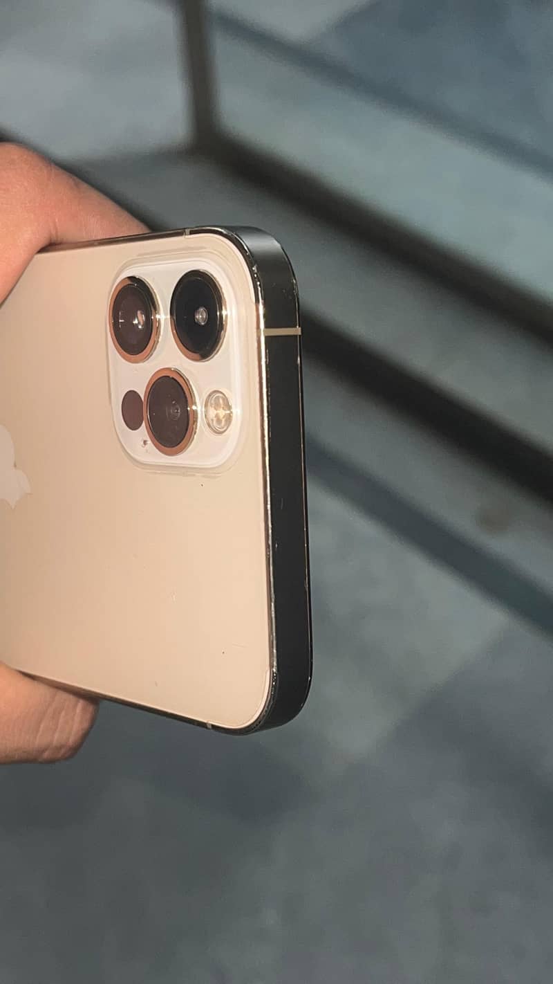 Iphone 12 pro 1