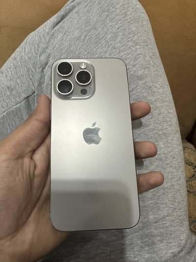 Apple iPhone 15 Pro Max
