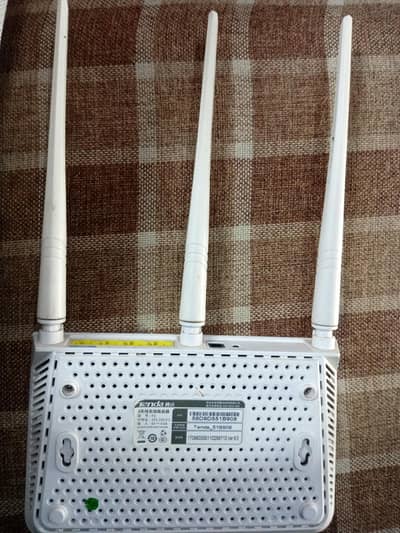 tenda router