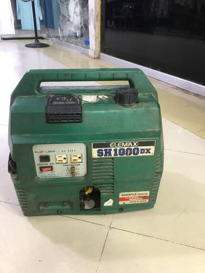 Elemax SH1000DX Japanese Generator – Honda Powered – Excellent Workin