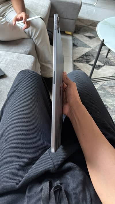 ipad pro 2020 with magic keyboard