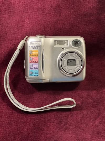 Nikon coolpix 3200