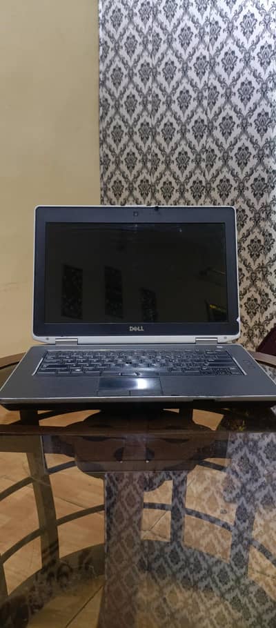 Dell Latitude E6430 i5 8 Gb Ram  Ssd window 10 l  heavy duty lap