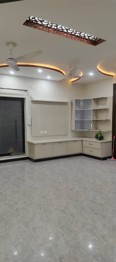 12 Marla Ground Portion Available For Rent In G16
