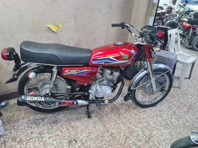 Honda 125 first owner bio matric file lash condition faor sale