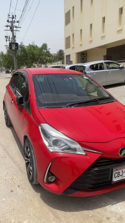 TOYOTA VITZ HYBRID JEWELLA