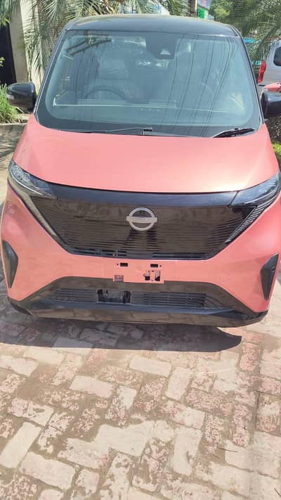 Nissan Sakura Electric 2022