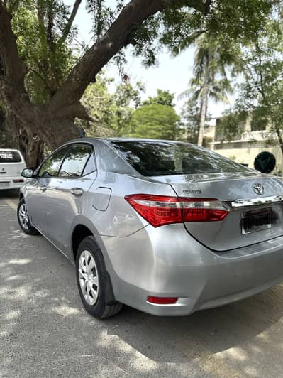 toyota corolla 2015
