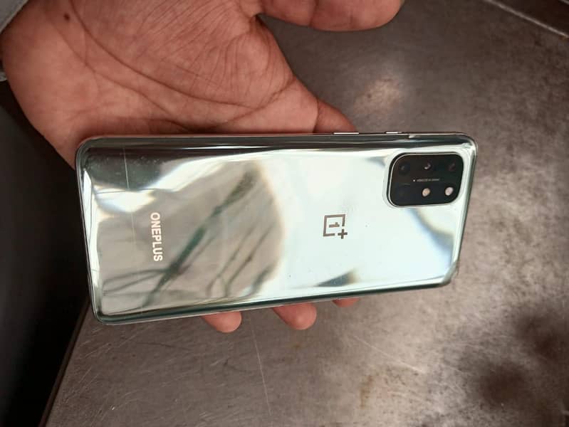 OnePlus 8T 1