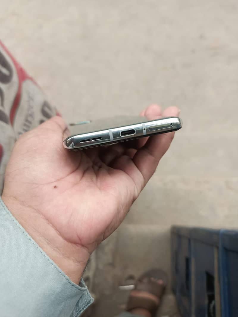 OnePlus 8T 5