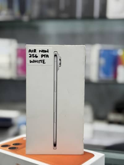 APPLE IPHONE 17 AIR 256 GB NON PTA WHITE BOX PACK NON PTA