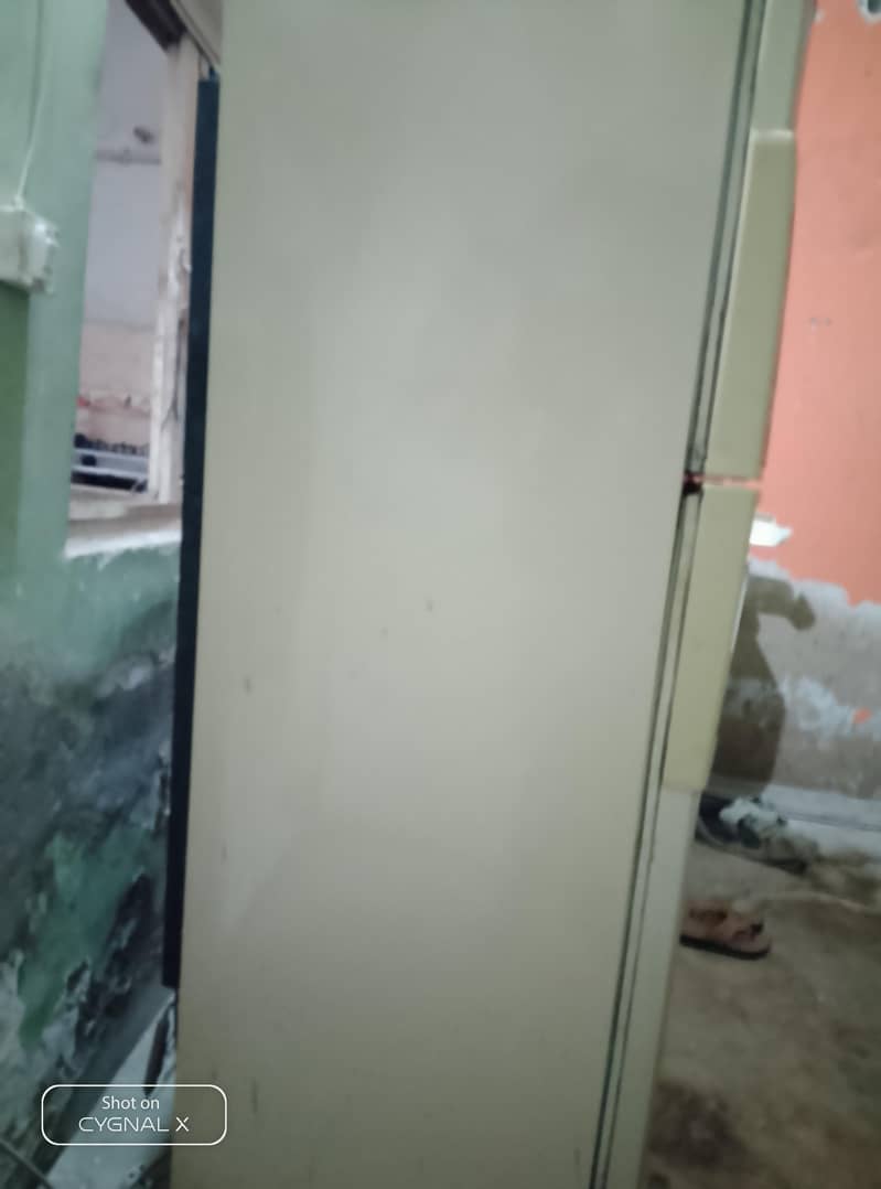 Refrigerator 1