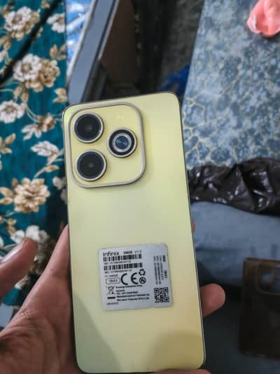 Infinix hot40i 8/128