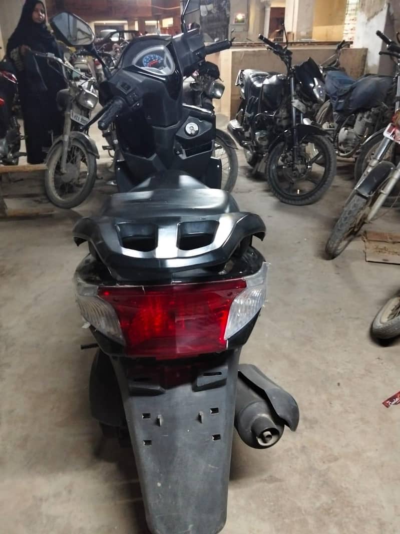 Scooty 2