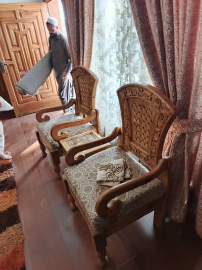 UNIQE CARVED CHAIRS FOR SALW