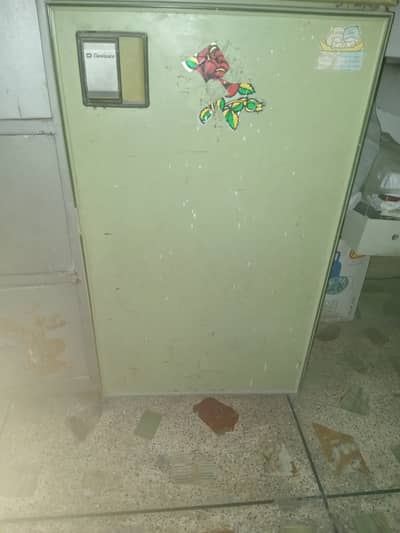 Dawlance Room Fridge
