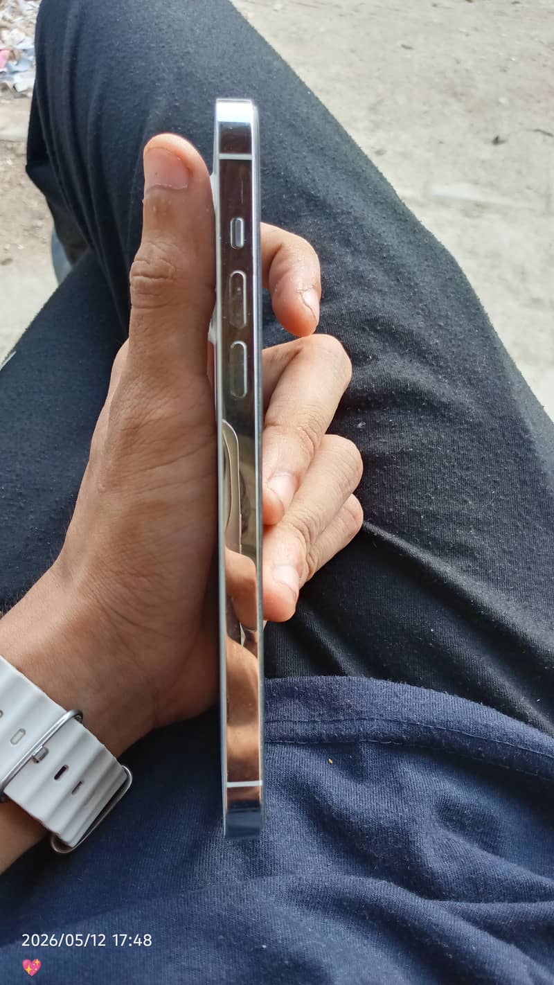Iphone 14 pro max 1