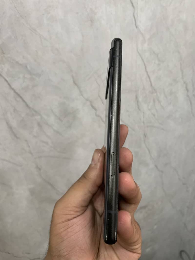 Google pixel 6a 4