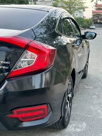 Honda civic full option
