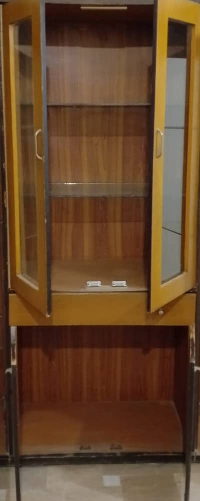 Divider urgent sale