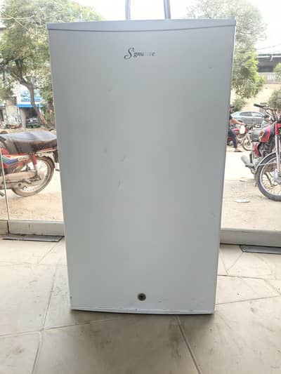 singer energy saving room size fridge ganien