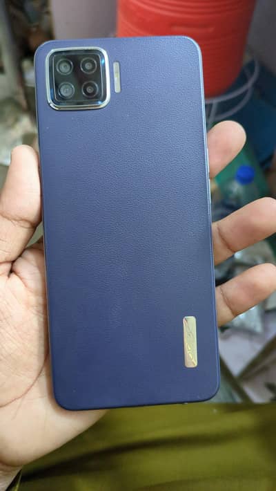 oppo F17 8/128 lash condition
