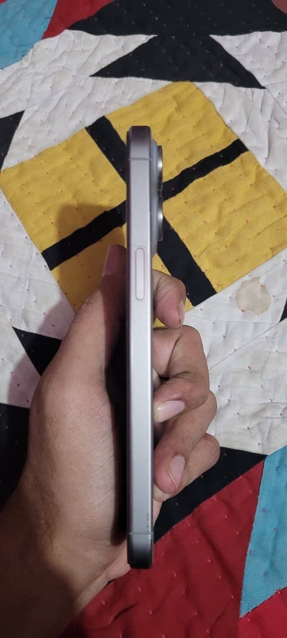 iPhone 15 pro max FU 5
