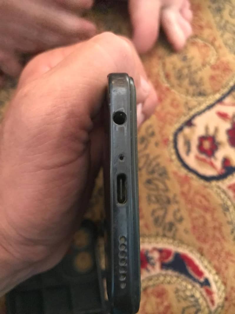 Tecno camon 19 2
