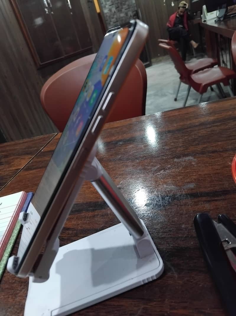 Tecno 10C 3