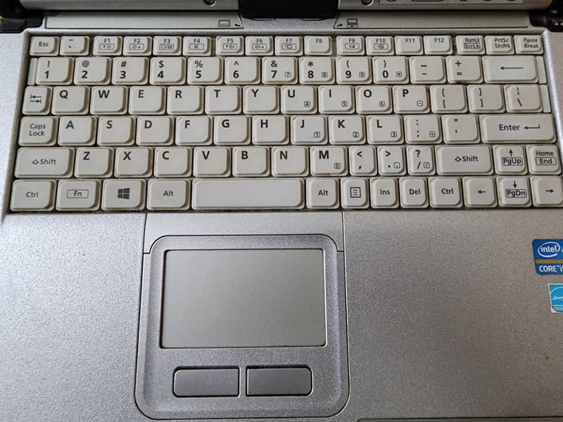 Panasonic CF-C2 2