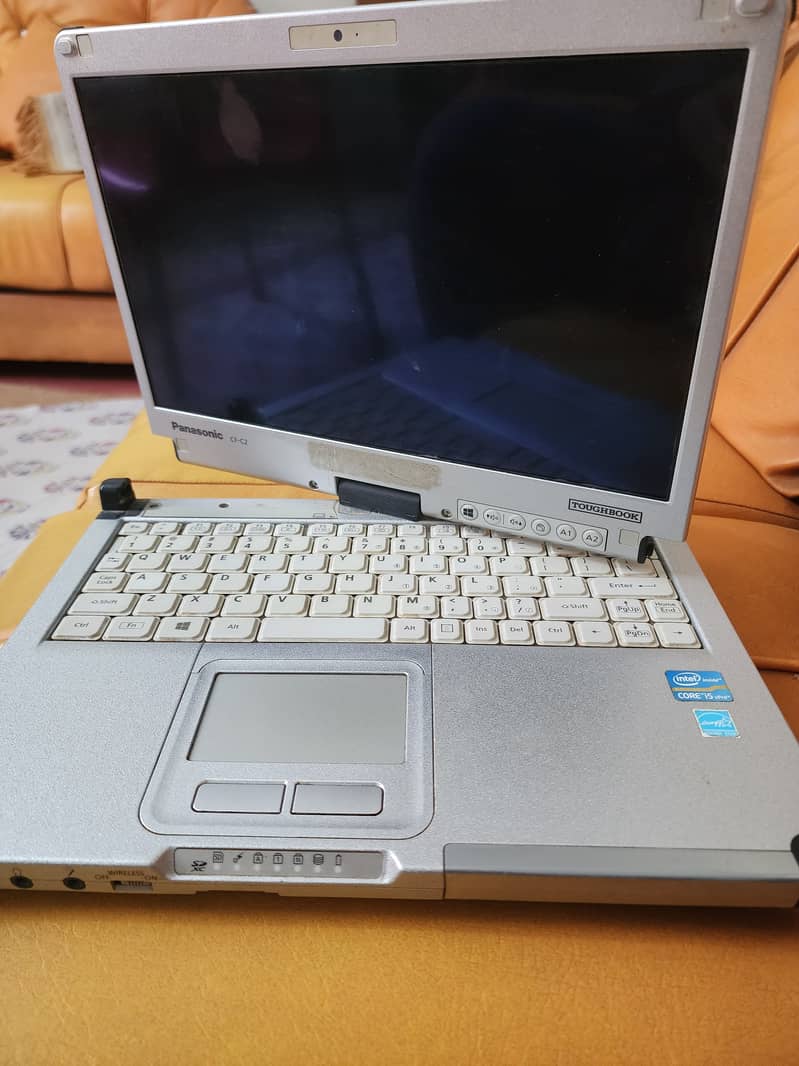 Panasonic CF-C2 4