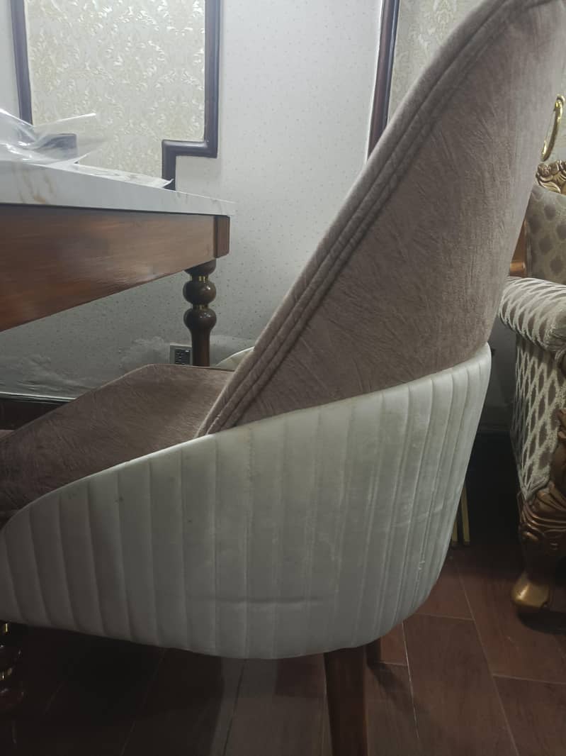 6 seat dining table 7