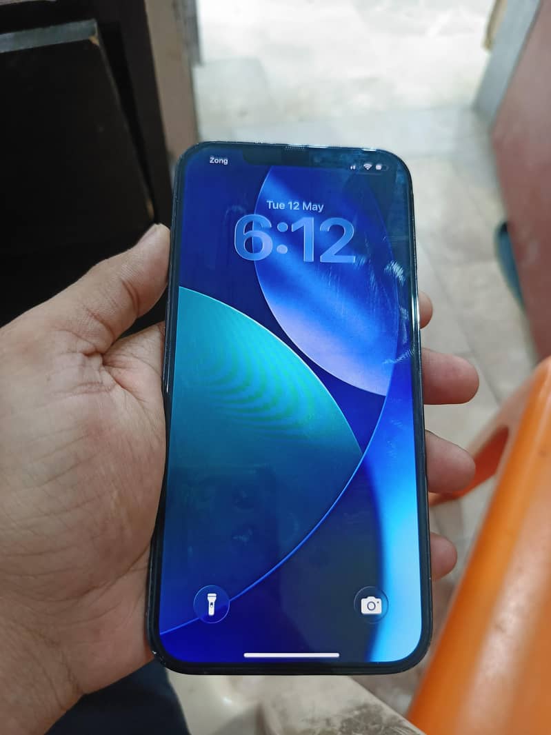 Iphone 12 pro max 2