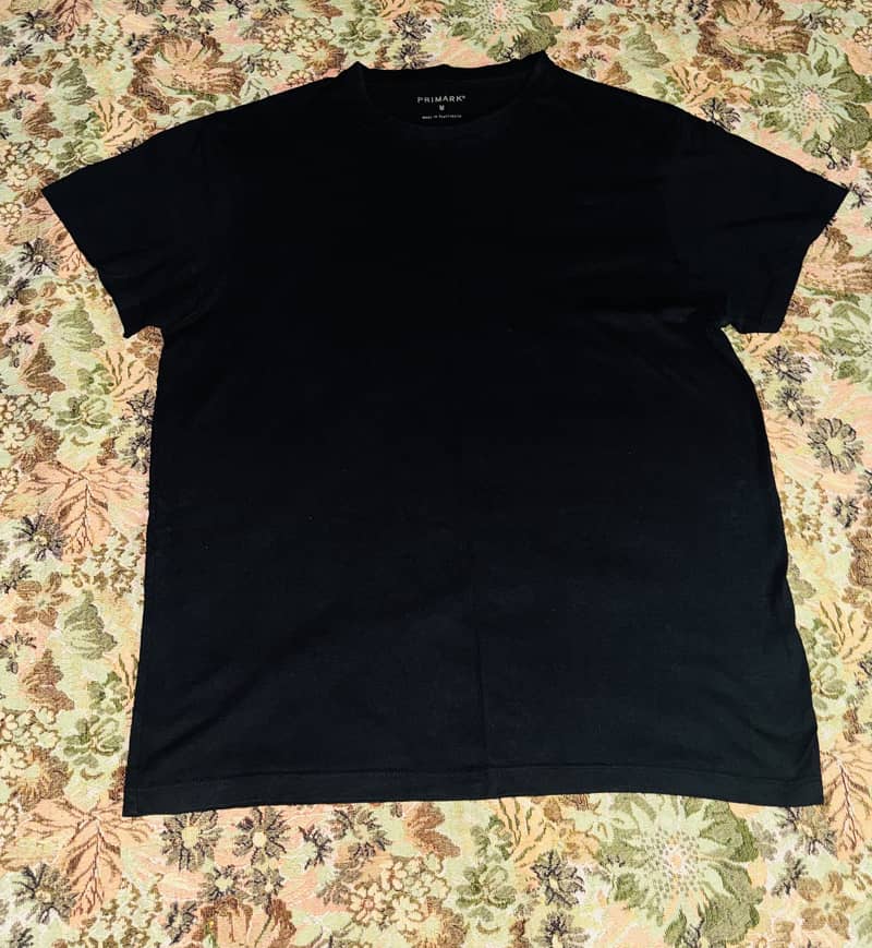 Basic black tee 0