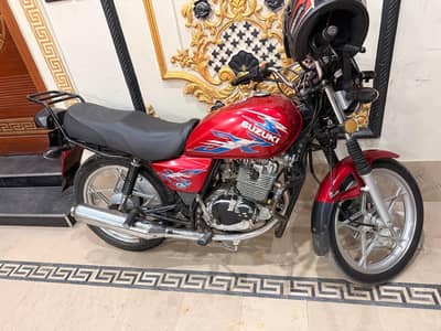 Suzuki GS 150 SE TOTAL GENIOUN