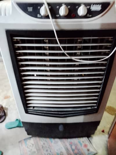 Air cooler brand Izone Model 9000 for sale