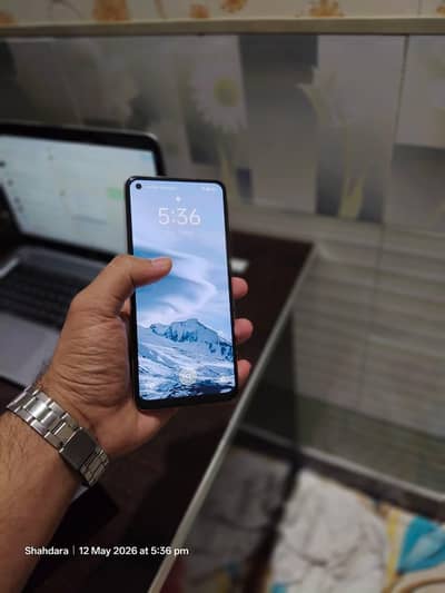 oppo f21 pro sunset Orange box & original charger included