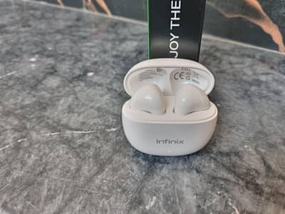 Original Infinix XE33 TWS Wireless Earbuds - Like New