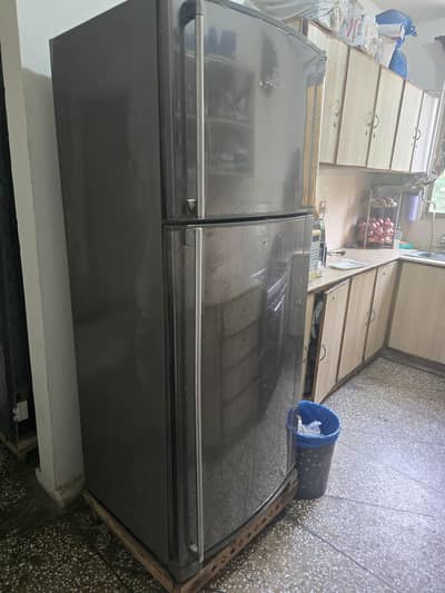 Excellent working condition,  very good cooling,  large space