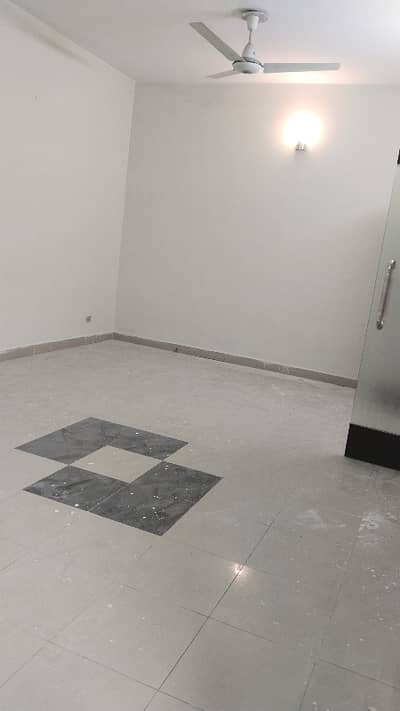 Beautiful House Available For Sale In Askari 10 Sector E Lahore   Near to market   Near to Park