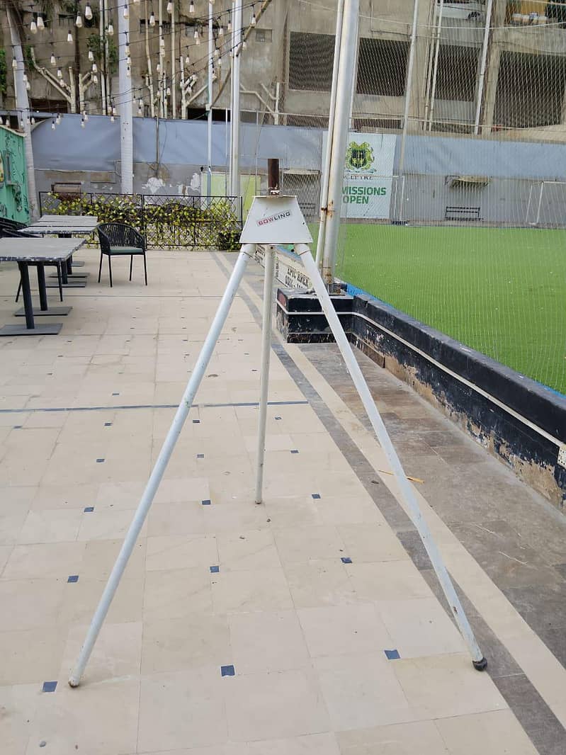bowling machine 6
