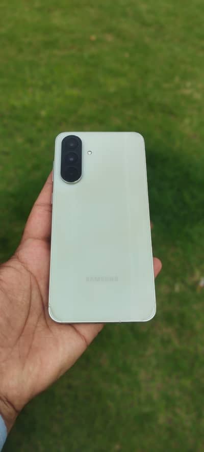 SAMSUNG A56