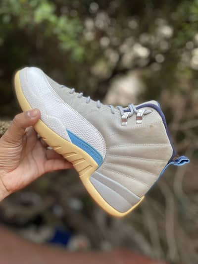 Jordan 12 Retro UNC