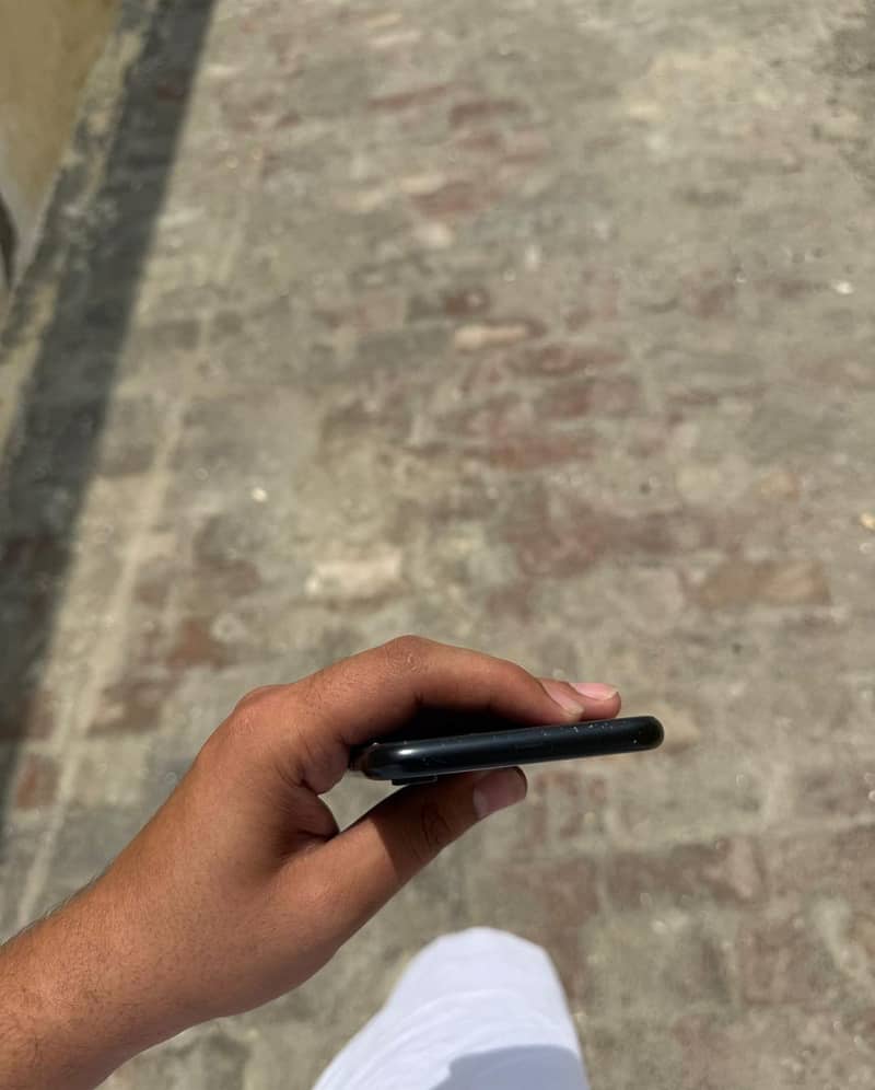 IPhone xr 3