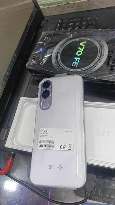 Vivo V70EF 12gb 256gb Just Box open 0/3/0/1/9/0/8/0/4/3/0